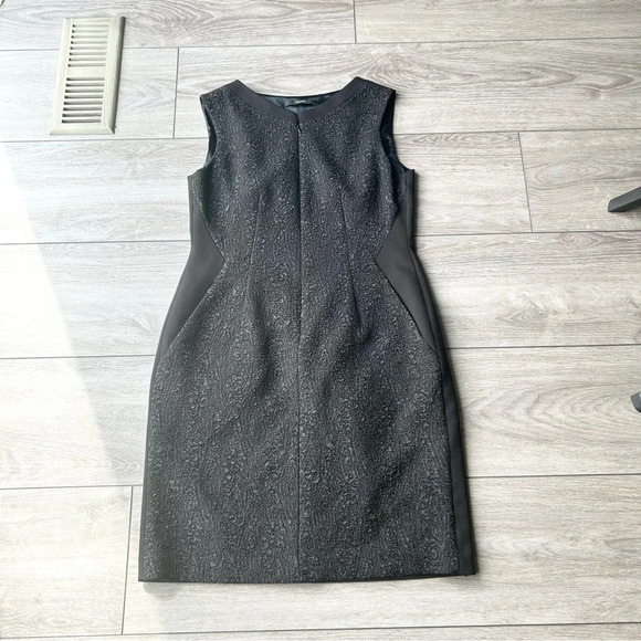 TAHARI Black Jacquard Textured Zip Up Front Sleeveless Sheath Dress - Picture 4 of 16